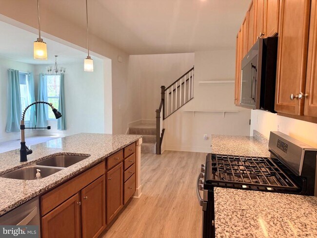 Foto del edificio - 1530 Sandpiper Bay Lp