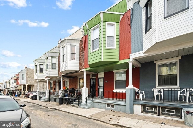 Building Photo - 5540 Harmer St