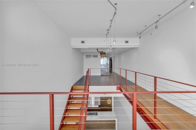 Building Photo - 1100 Biscayne Blvd