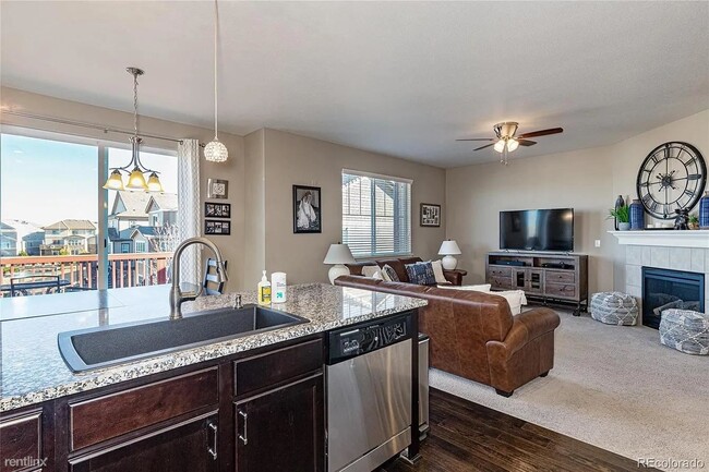 Foto del edificio - 5 br, 3 bath House - 13716 Worthington Place