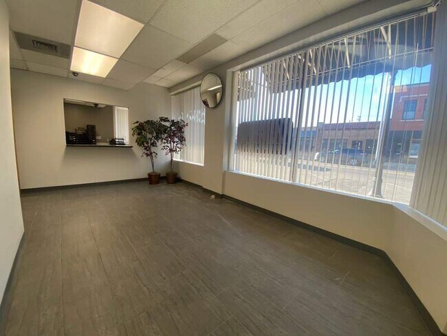 Building Photo - 6120 Havelock Ave