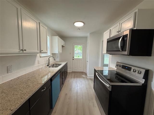 Building Photo - 10402 Desdemona Dr