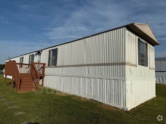 Building Photo - 208 Thunder Rd