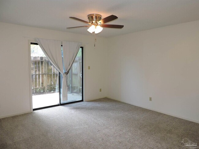 Foto del edificio - 2299 Scenic Hwy