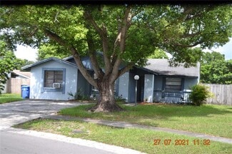 Building Photo - 7015 Monterron Ln