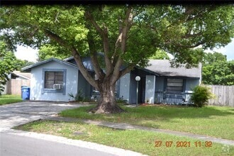 Building Photo - 7015 Monterron Ln