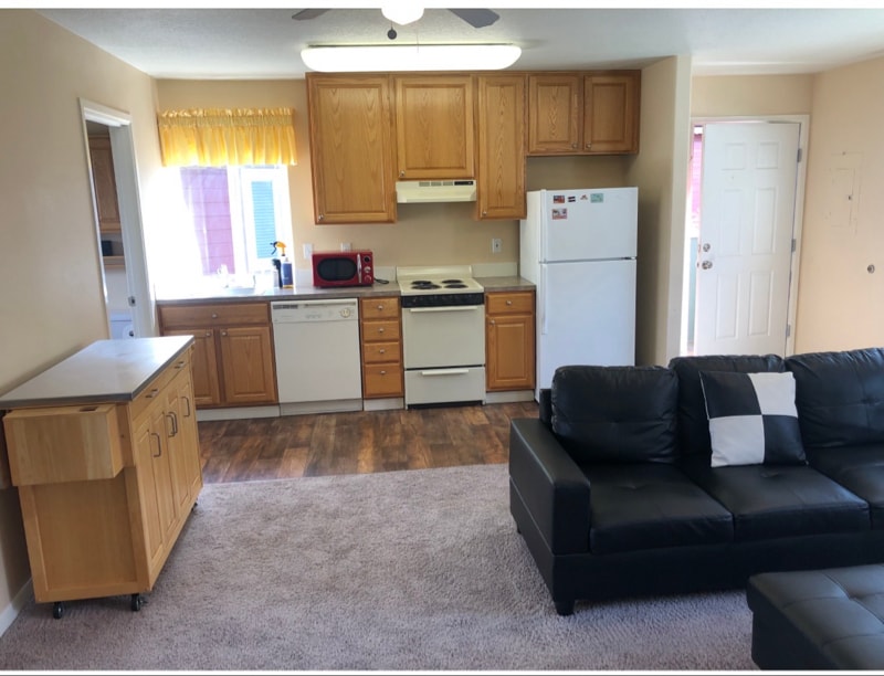 Building Photo - 1 NE Park Ln