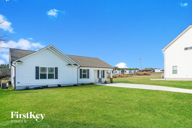 Building Photo - 84 Winter Red Wy