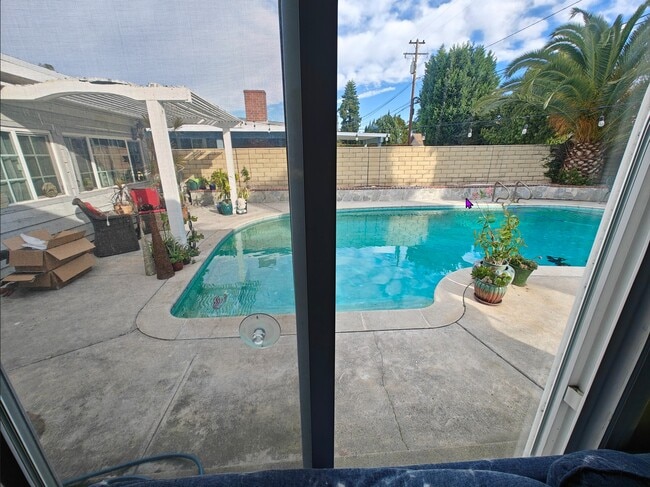 Photo - 12122 Diane St House