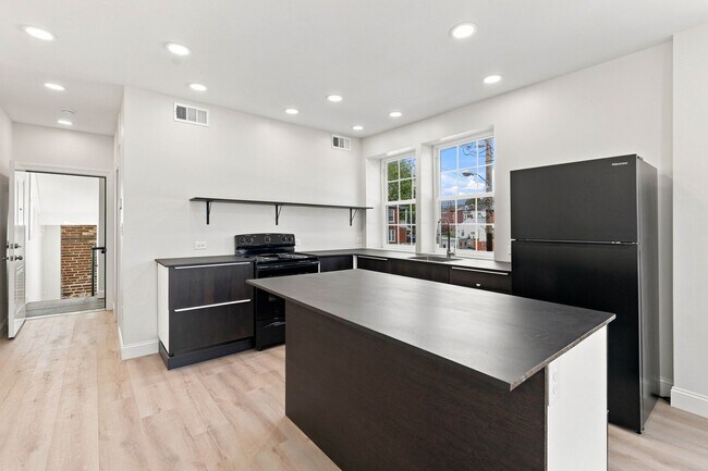 Foto del edificio - 740 W Vine St