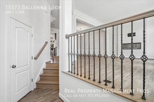 Building Photo - 15373 Ballerina Lp