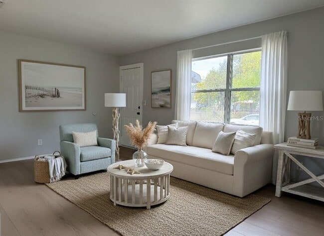 Building Photo - 900 40th St S