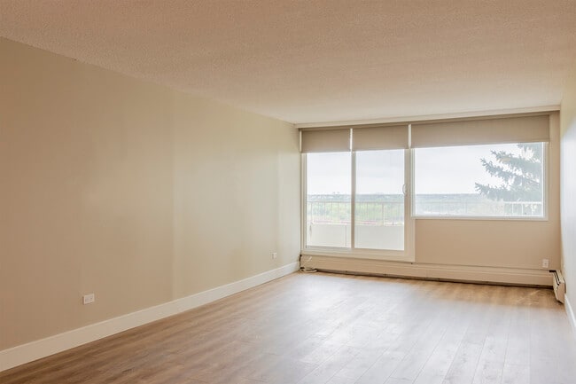 Building Photo - The Mayflower Apartments