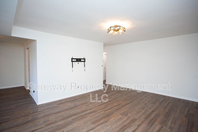 Photo - 125 Echelon Rd Apartment