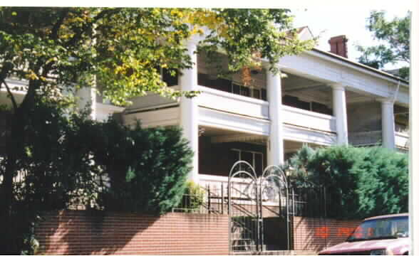 Building Photo - 1440-1450 Marion St