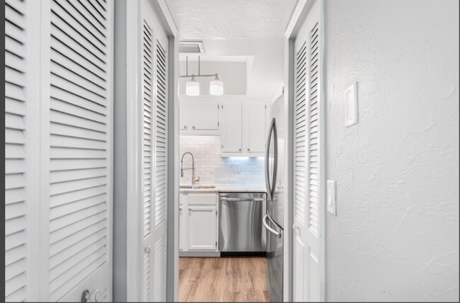 Foto del edificio - 235 6th St NW
