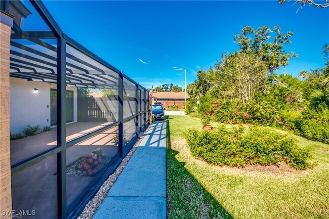 Building Photo - 5703 Foxlake Dr