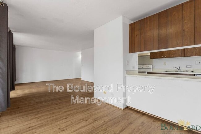 Building Photo - 3020 Ala Napuaa Pl