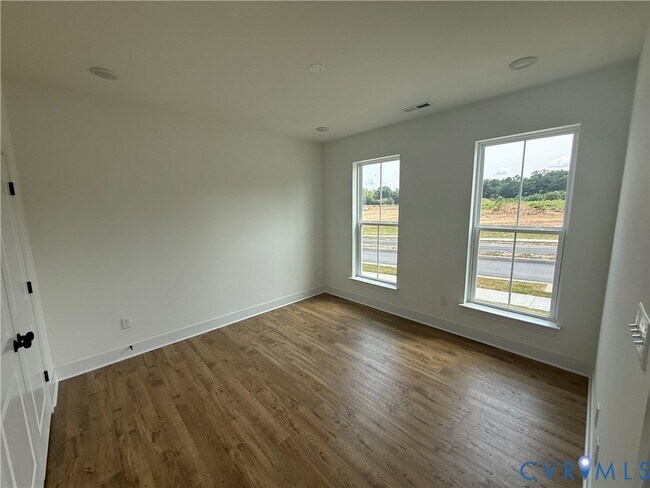 Foto del edificio - 15392 Oasis Sun Wy