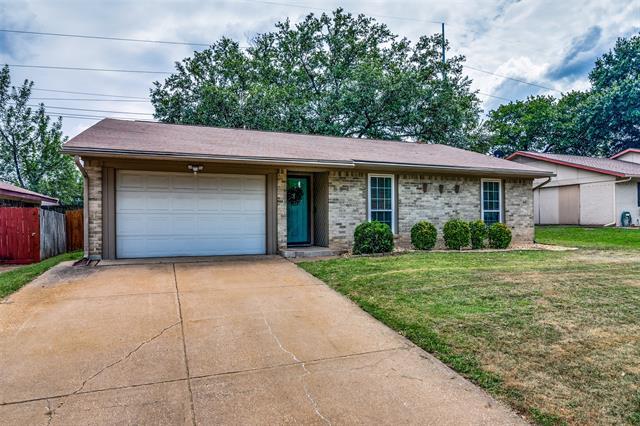 Building Photo - 834 Madison Dr