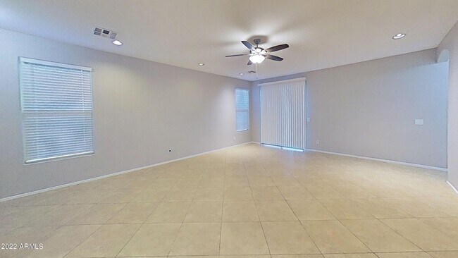Building Photo - 3565 W Mesquite Ave