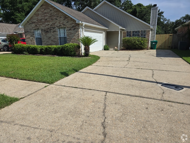 Building Photo - 2566 Barron Ct
