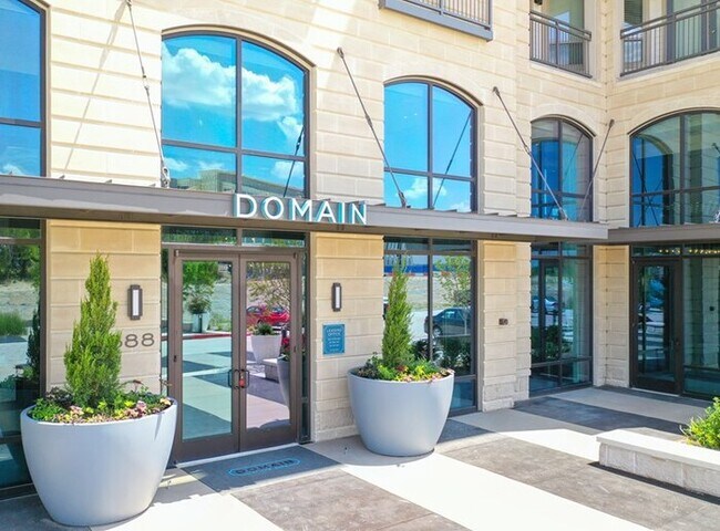 Foto del edificio - 6688 John Hickman Pkwy