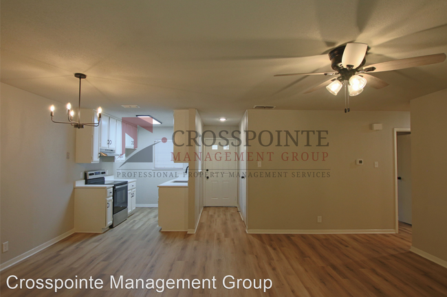 Foto del edificio - 3 br, 1.5 bath House - 12336 Chapman Rd