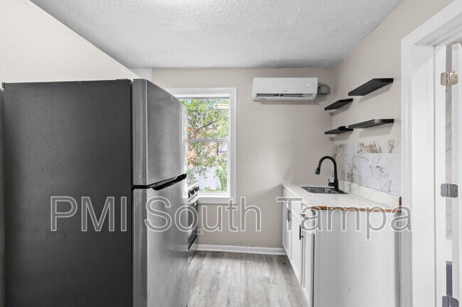 Photo - 2135 W St Louis St Townhome