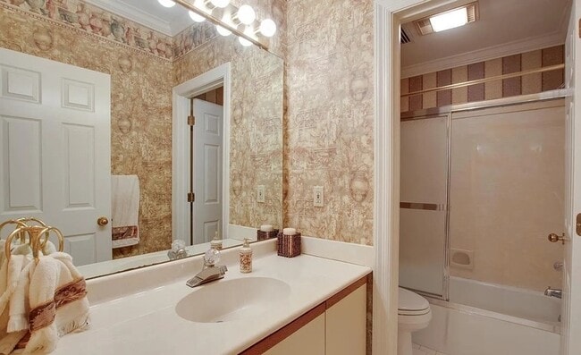 Building Photo - 4770 Whitesburg Dr