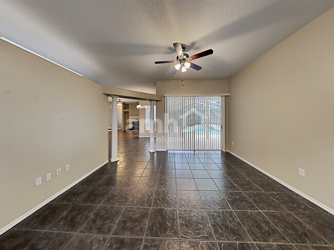 Building Photo - 10042 Cypress Shadow Ave