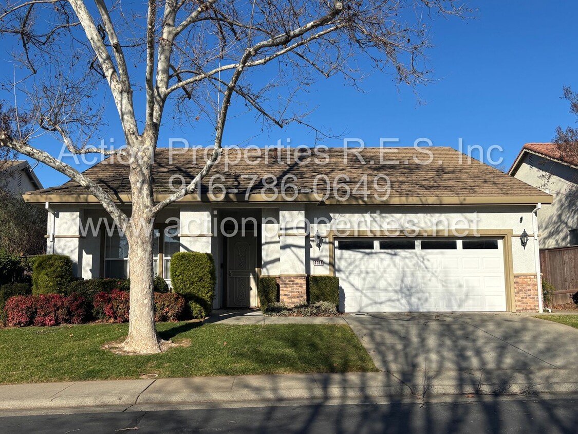 Foto principal - Springfield Rocklin Gated 55and Older Comm...