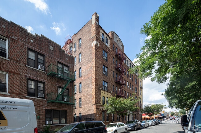 Foto del edificio - 47-06 46th Street