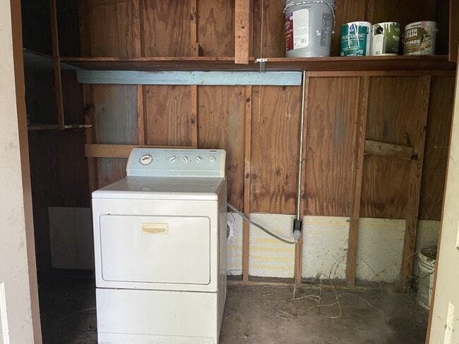 Photo - 2909 Collier Ave House