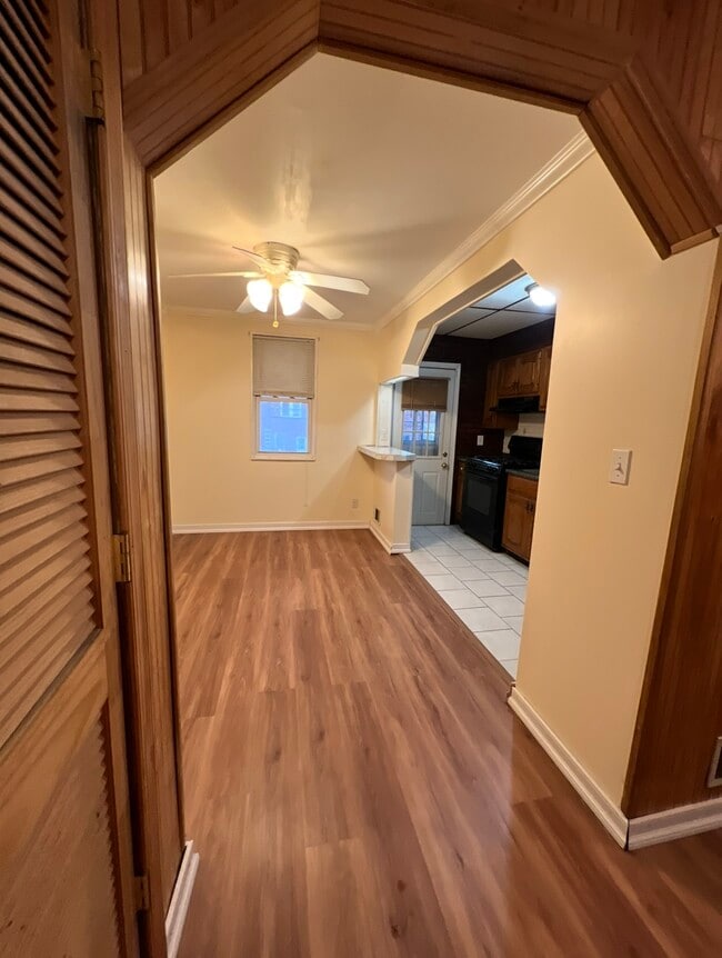 Building Photo - 2014 Harman Ave