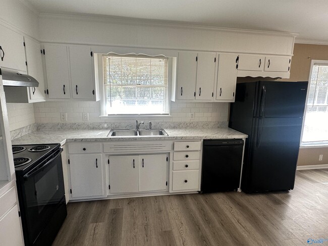 Building Photo - 4109 Nelson Dr NW