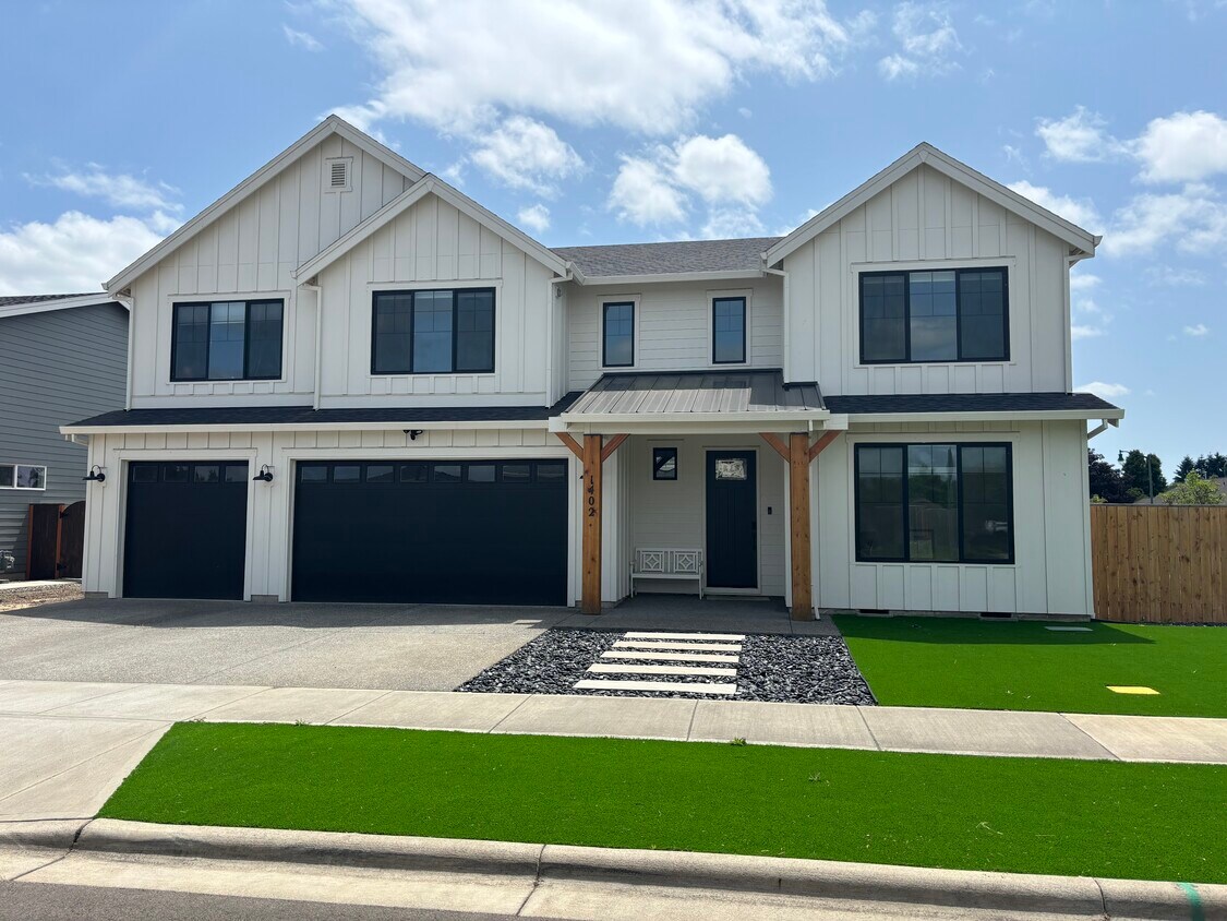 Foto principal - 1402 36th Ave
