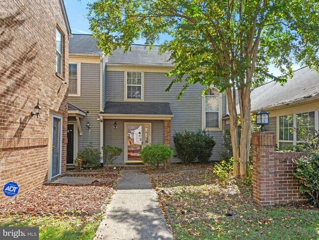 Foto del edificio - 4720 Colonel Ashton Pl