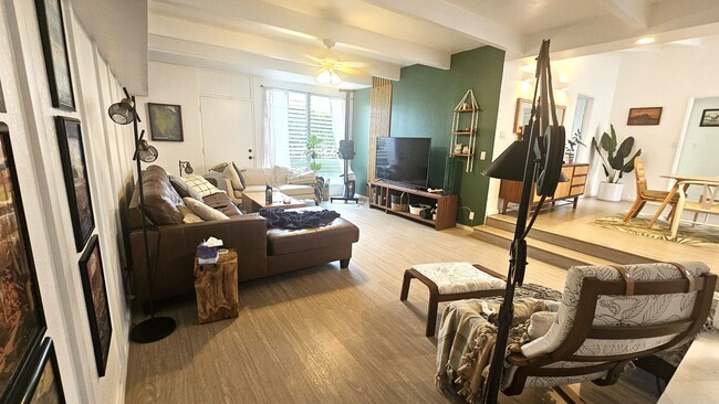 Building Photo - RARE 5 bedroom on Kalaheo Hillside.  Beaut...
