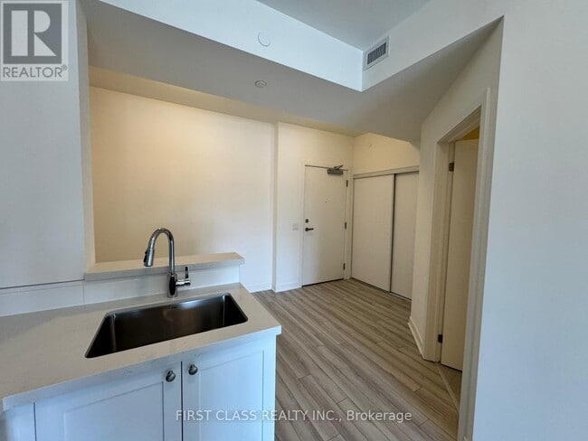 Building Photo - 51 Clarington Blvd