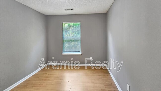 Building Photo - 7150 Georges Way
