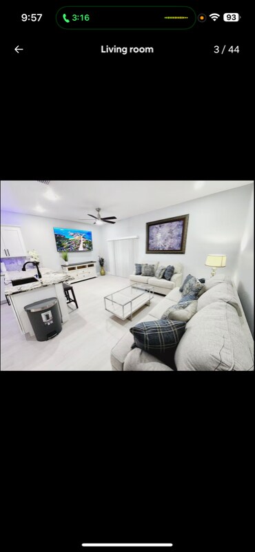 Foto del edificio - 415 Magnolia Ave