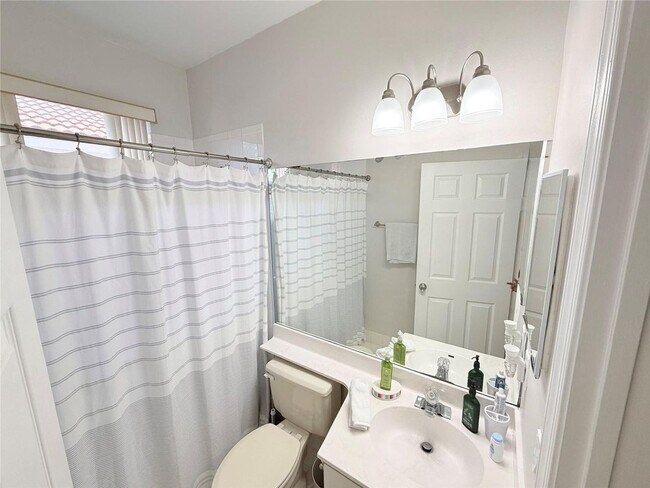 Foto del edificio - 4965 SW 153rd Ave