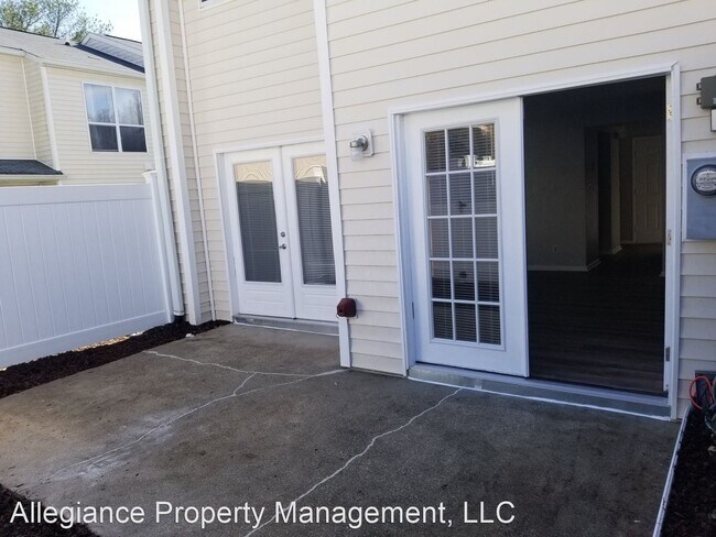 Foto del edificio - 3 br, 1.5 bath House - 3840 Staffordshire Ln