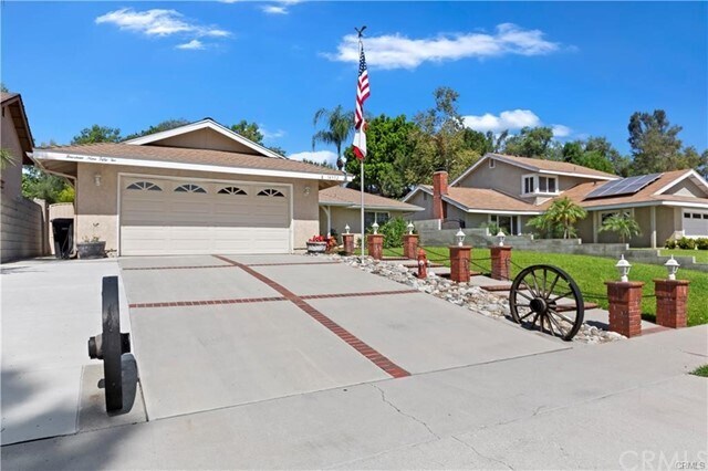 Building Photo - 14952 Rolling Ridge Dr