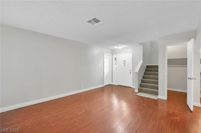 Building Photo - 8136 Spur Ct