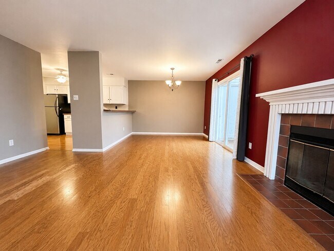 Building Photo - 46 Bark Hollow Ln