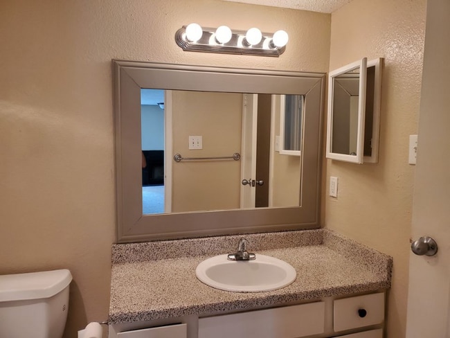 Photo - 206 Plaza Verde Dr Apartment