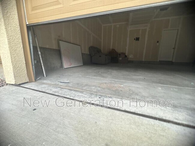 Building Photo - 7657 Conifer Cone Grove