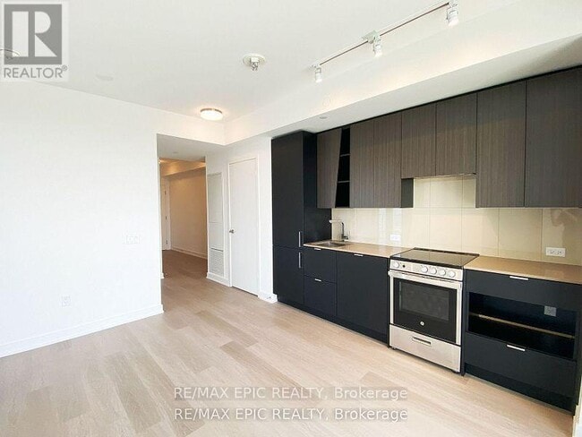 Building Photo - 3883-3883 Quartz Rd